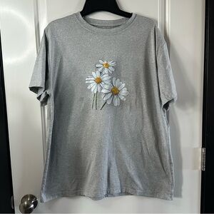 Heather Grey Daisy Graphic Crew Neck T-Shirt | Women’s 2XL